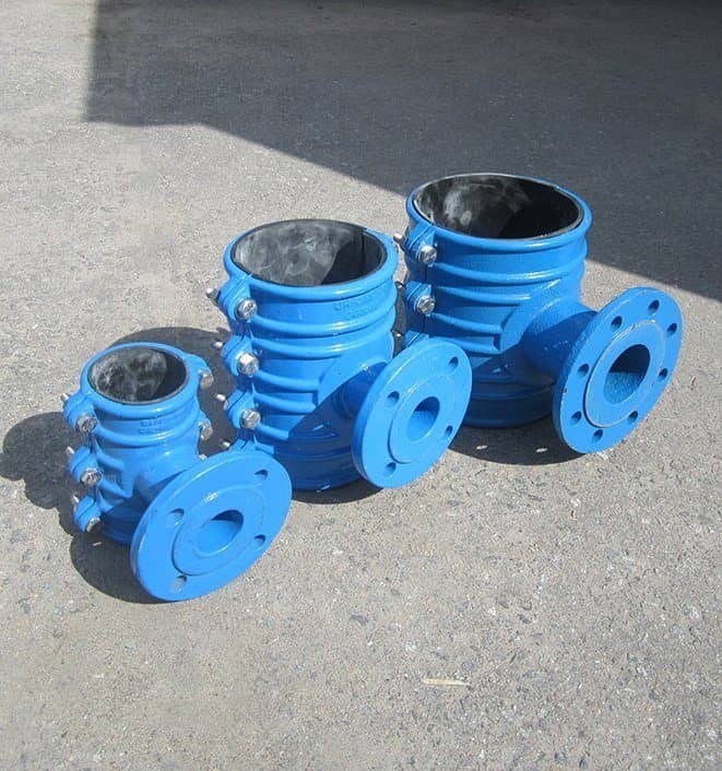 Седелка чугунная фланцевая универсальная